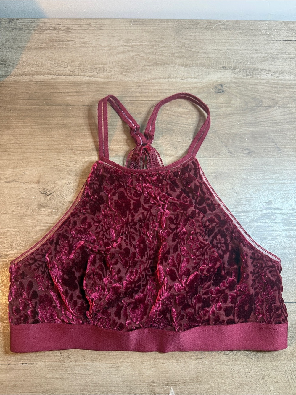 aerie High-Neck Velvet Floral Bralette - Burgundy size Small